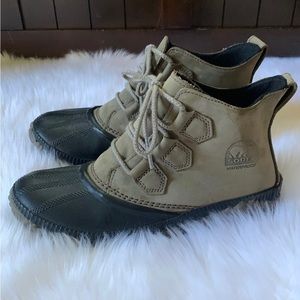 Sorel out and about boots